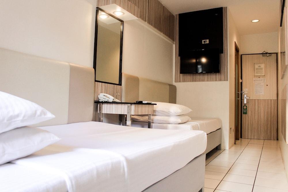 Hostel 1632 Manila Zewnętrze zdjęcie
