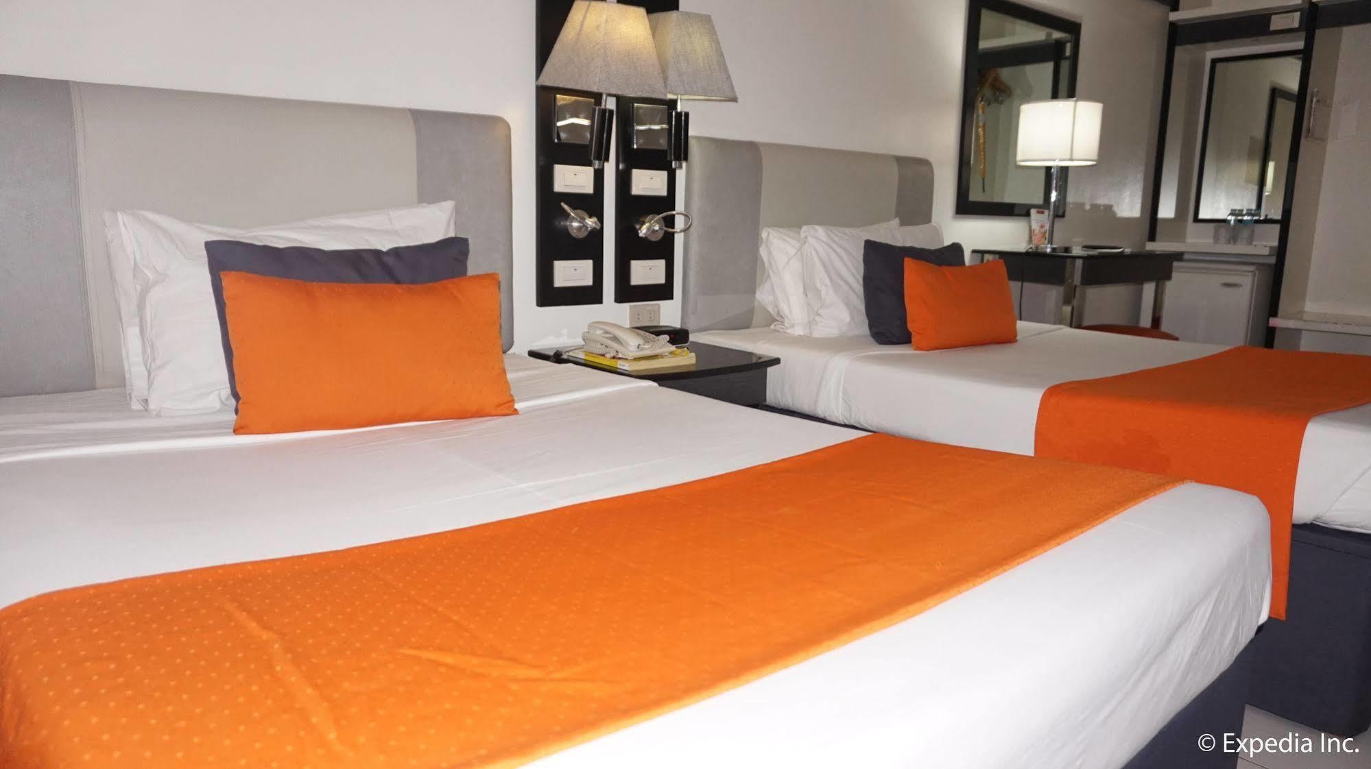 Hostel 1632 Manila Zewnętrze zdjęcie